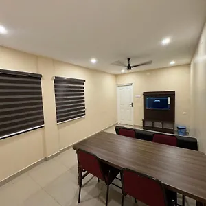  Hotel Heres Residency